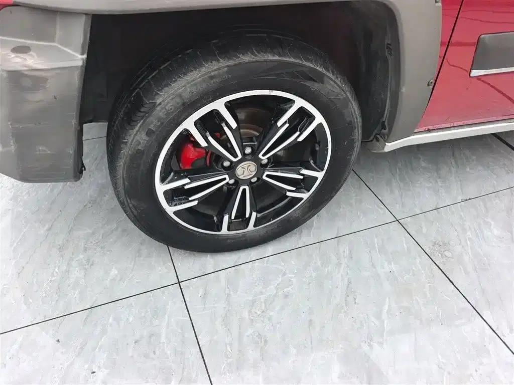 Beijing BJ20 2016 1.5T CVT Luxury Edition — миниатюра 23