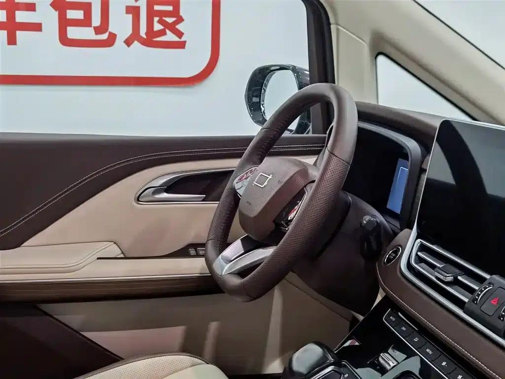 Bestune M9 2023 2.0T Premium Edition — миниатюра 22