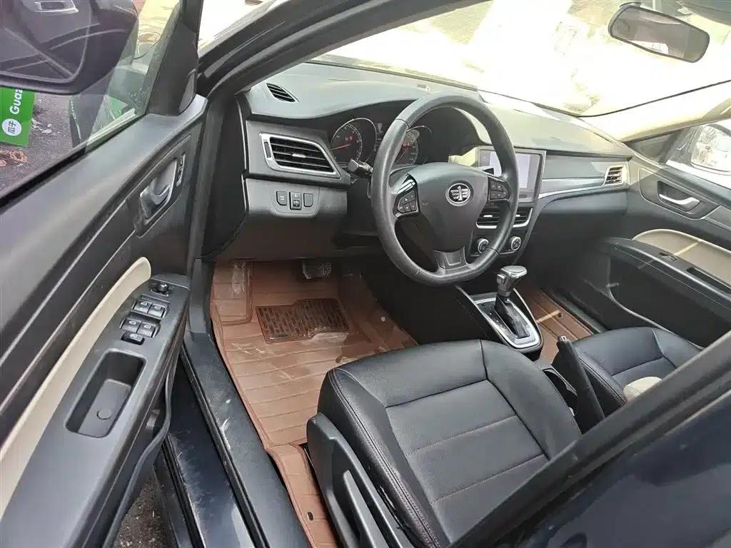 Besturn B30 2016 1.6L Automatic Luxury Edition — миниатюра 16