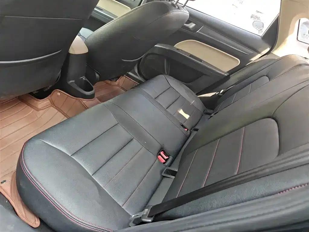 Besturn B30 2016 1.6L Automatic Luxury Edition — миниатюра 17