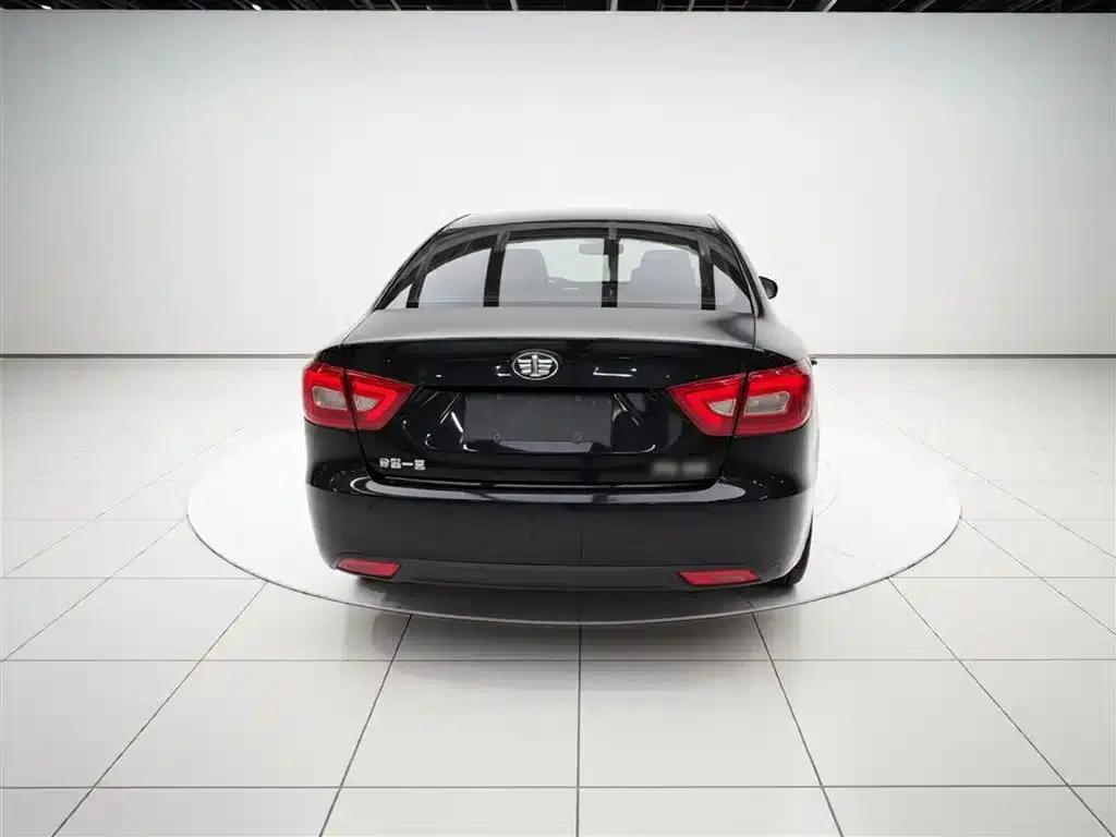 Besturn B30 2016 1.6L Automatic Luxury Edition — миниатюра 6