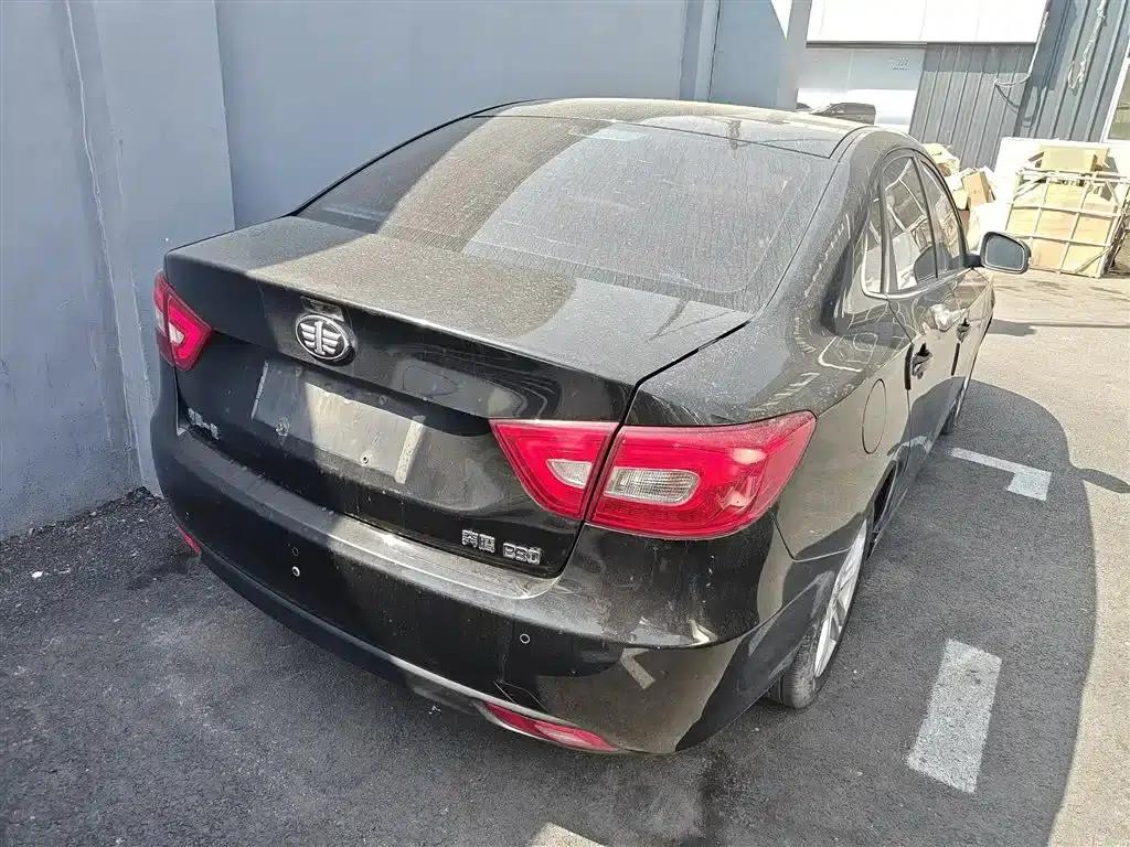 Besturn B30 2016 1.6L Automatic Luxury Edition — миниатюра 7