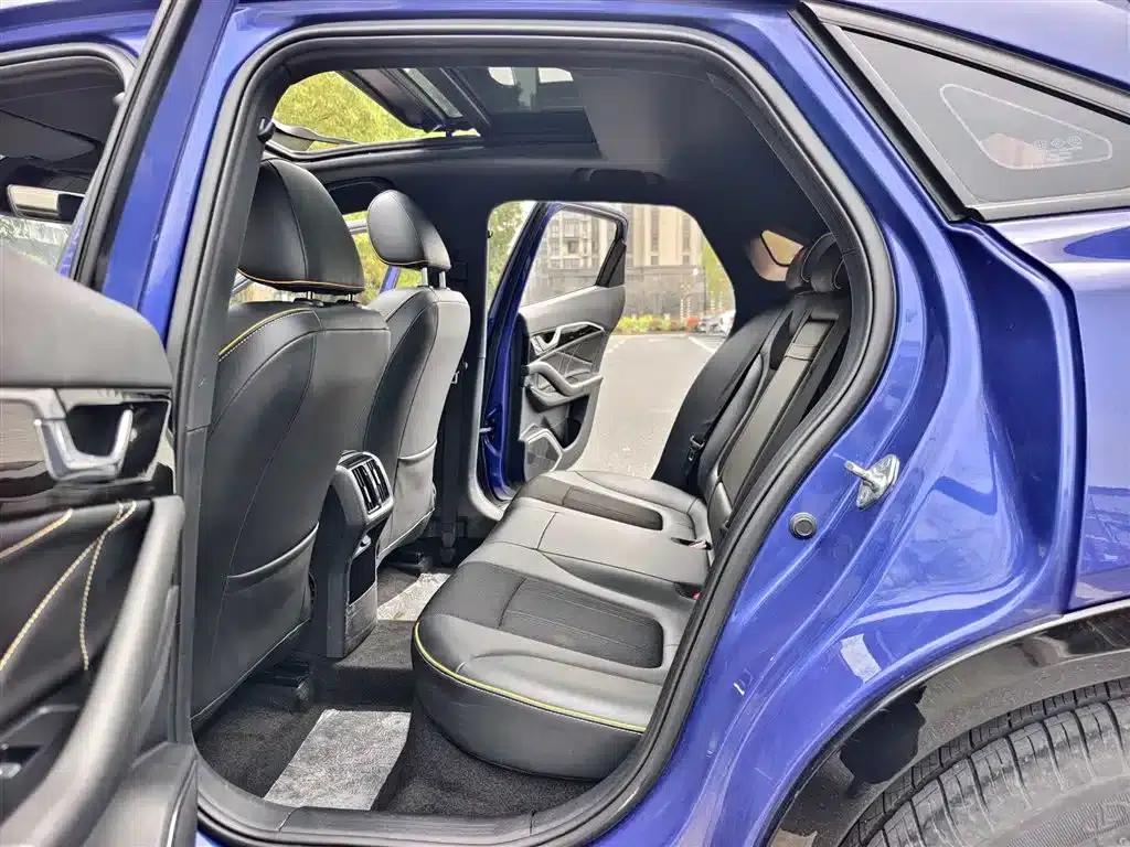 Bestune B70S 2022 1.5T Smart and Trendy Commander — миниатюра 12