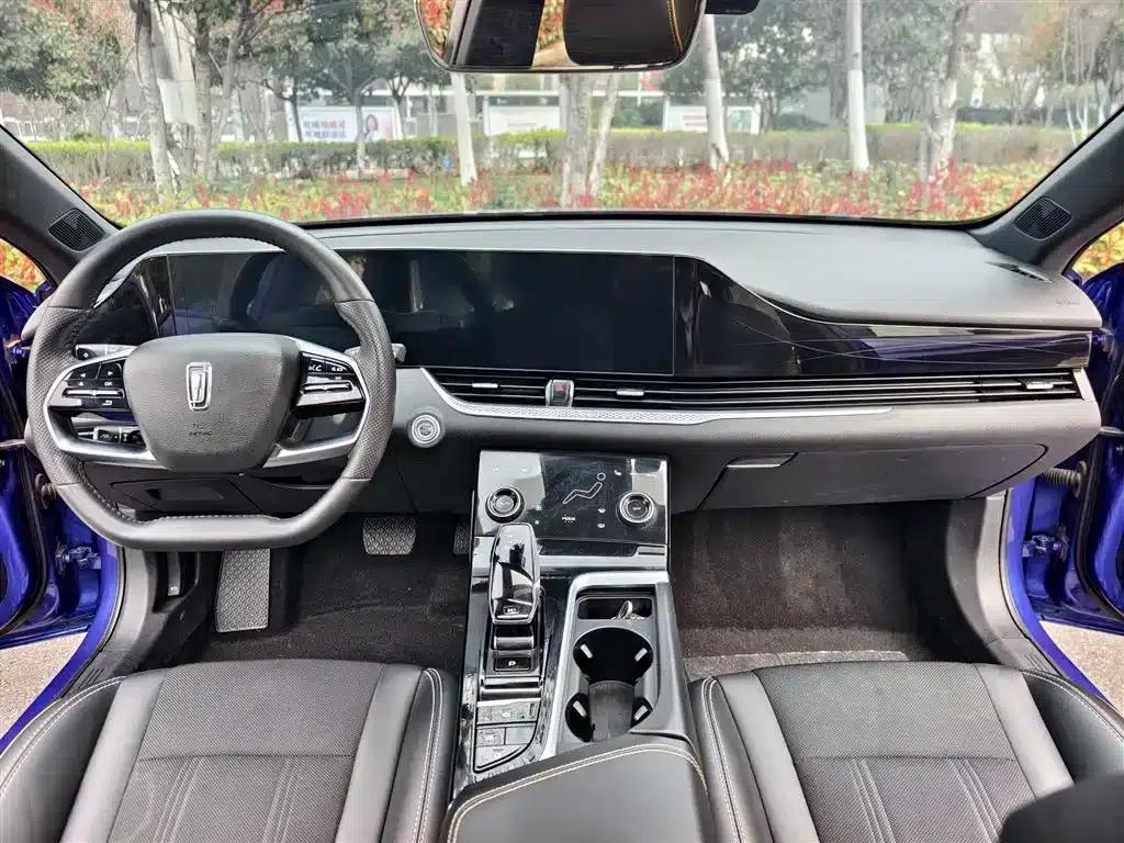 Bestune B70S 2022 1.5T Smart and Trendy Commander — миниатюра 13