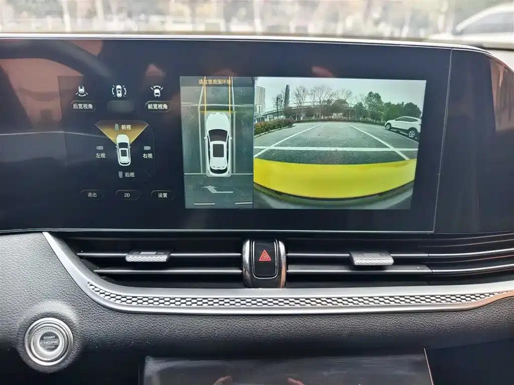 Bestune B70S 2022 1.5T Smart and Trendy Commander — миниатюра 20