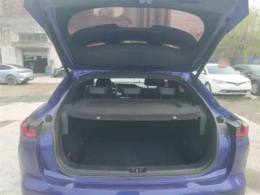 Bestune B70S 2022 1.5T Smart and Trendy Commander — миниатюра 9