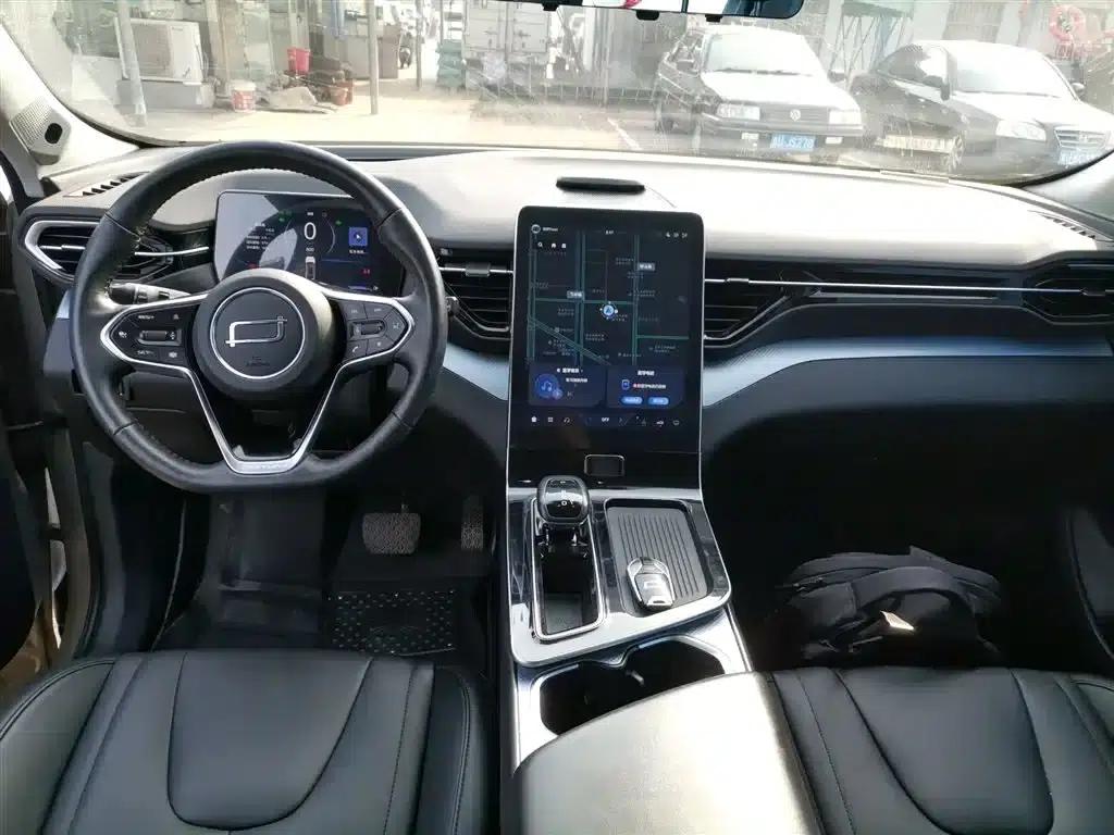 Bestune T90 2023 1.5T DCT Automatic Premium Edition — миниатюра 6