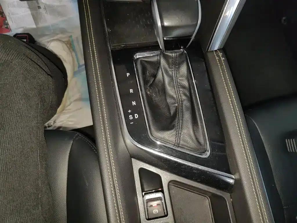 Beijing X3 2019 1.5T CVT Glory Edition — миниатюра 14