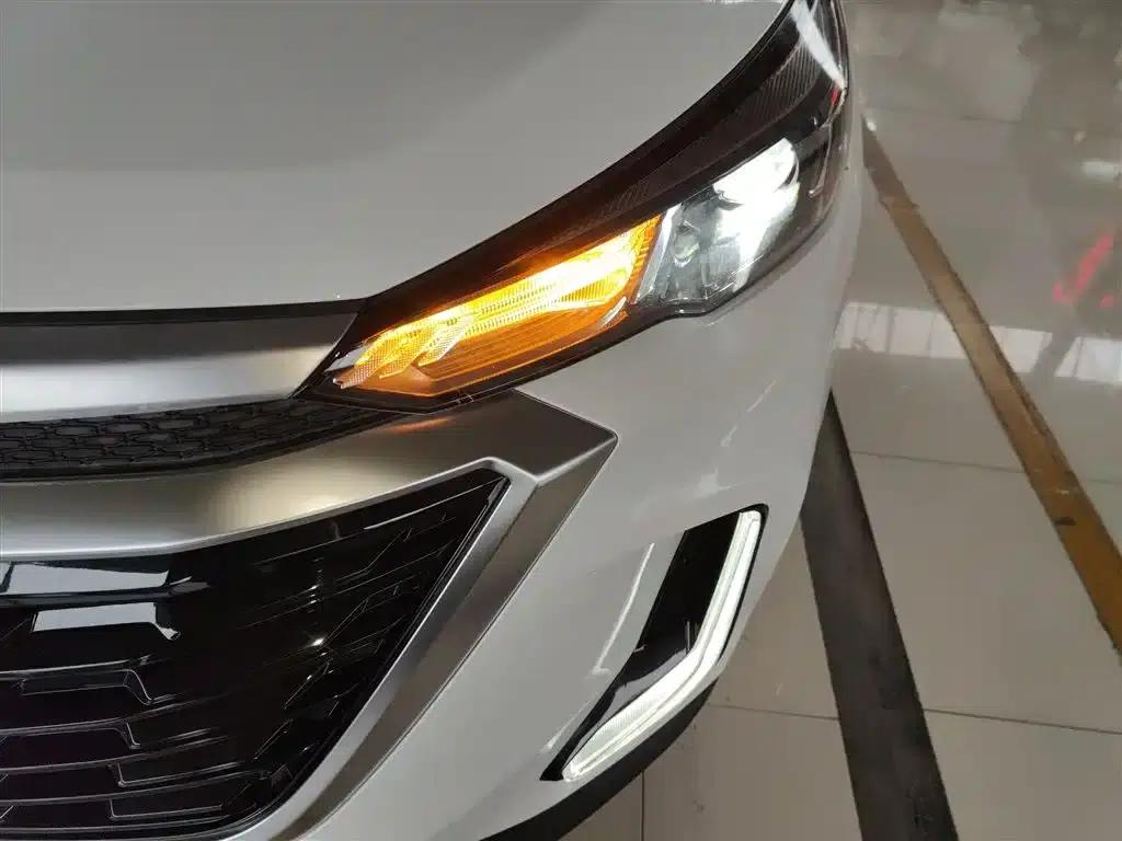 Beijing X3 2019 1.5T CVT Glory Edition — миниатюра 24