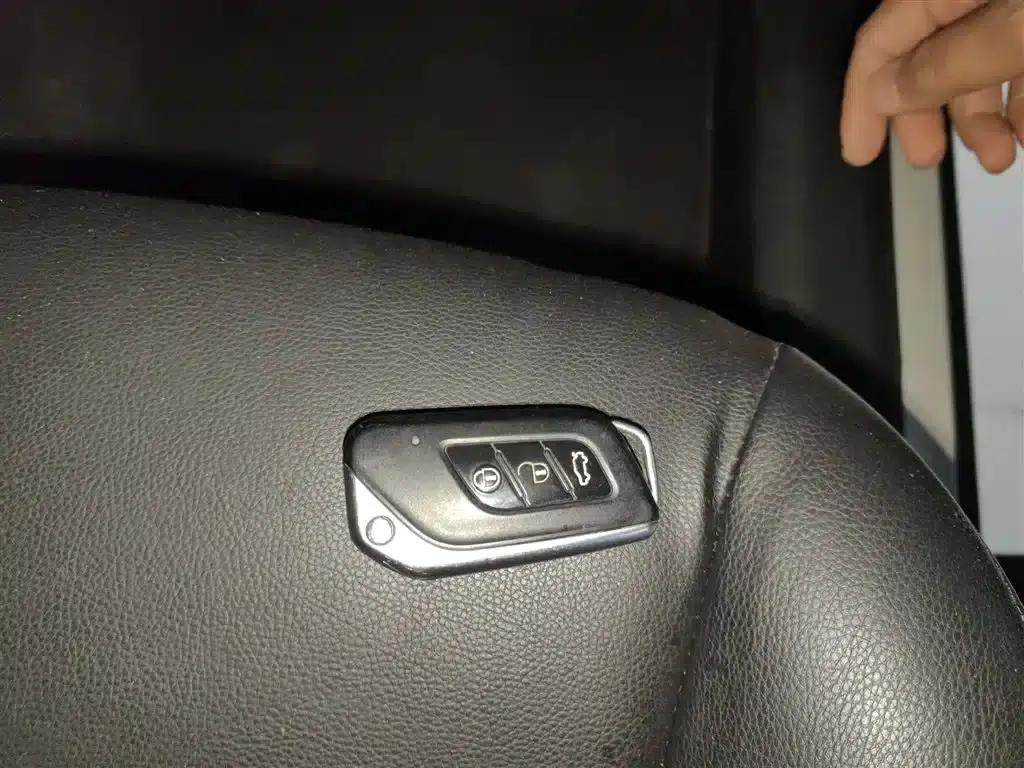 Beijing X3 2019 1.5T CVT Glory Edition — миниатюра 9