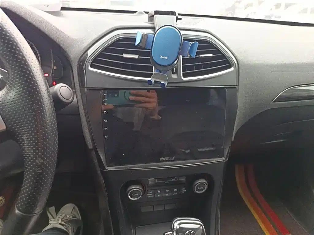 Senova D70 2018 Performance Edition 1.8T Premium Edition — миниатюра 13