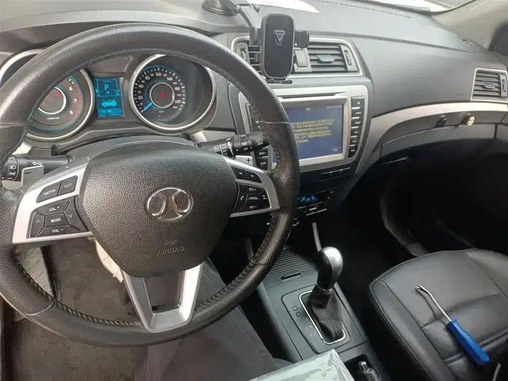 2015 Senova X65 2.0T Automatic Elite — миниатюра 6