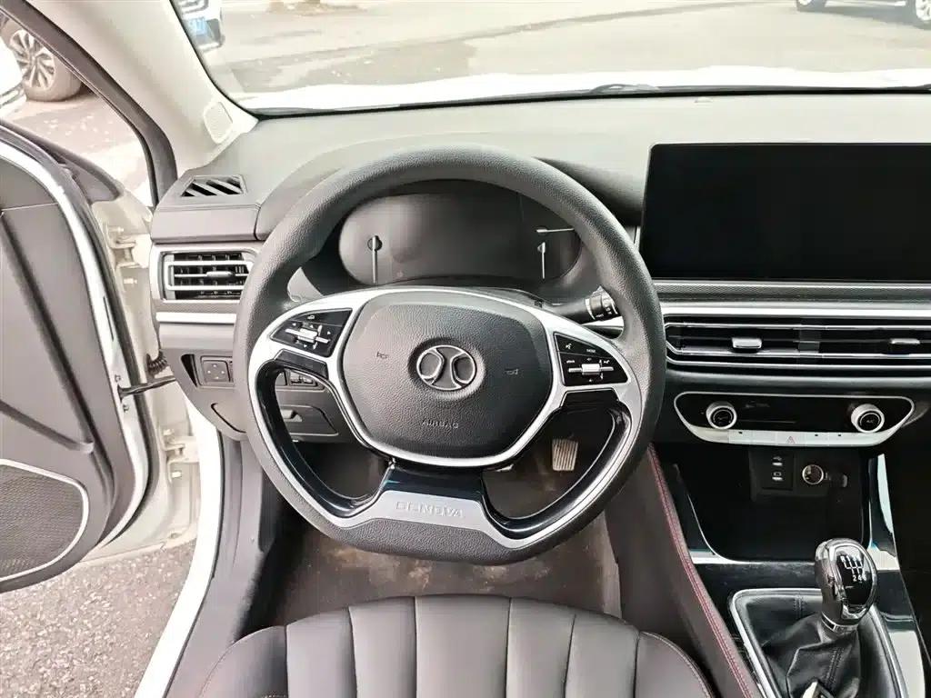 Beijing U7 2019 1.5T Manual Elite Edition (National V Emission Standard) — миниатюра 11
