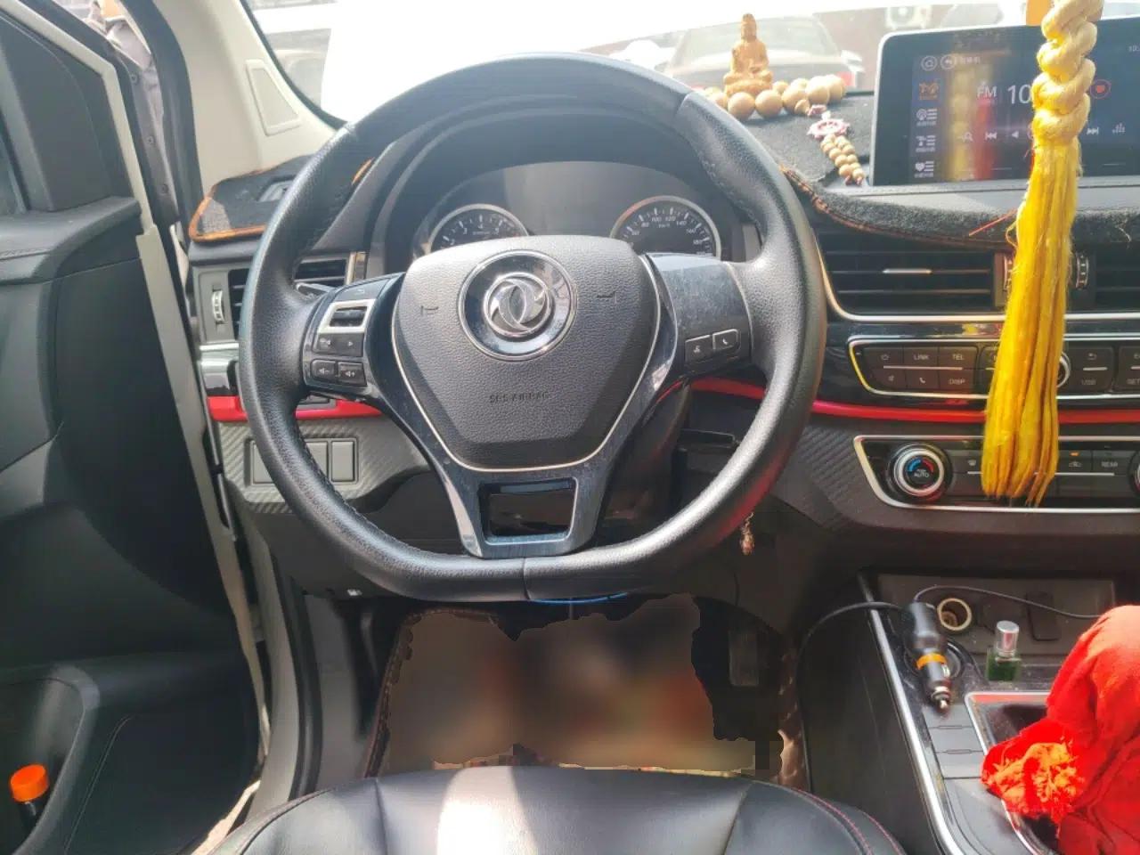 FORTHING SX6 2019 1.6L Manual Luxury Model China VI Standard — миниатюра 7
