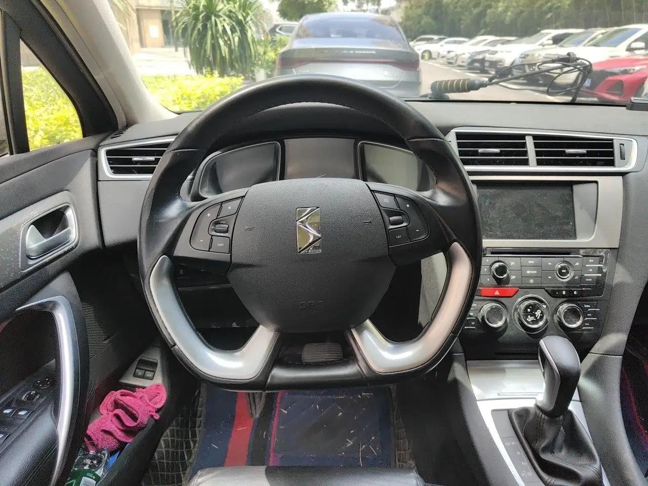 DS 5LS 2014 1.6T Luxury Edition THP160 — миниатюра 11