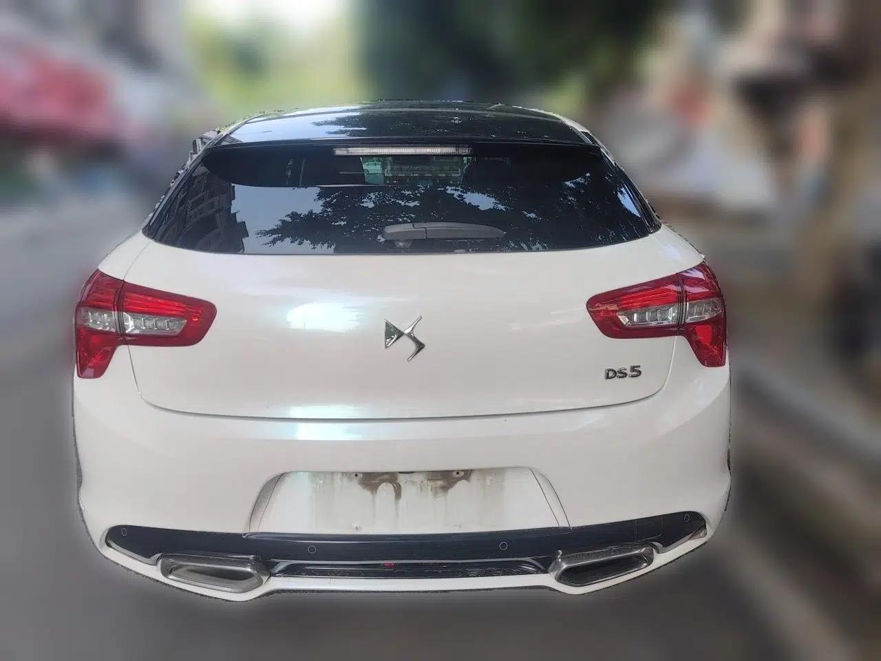 DS 5 2013 1.6T Luxury Edition THP200 — миниатюра 5
