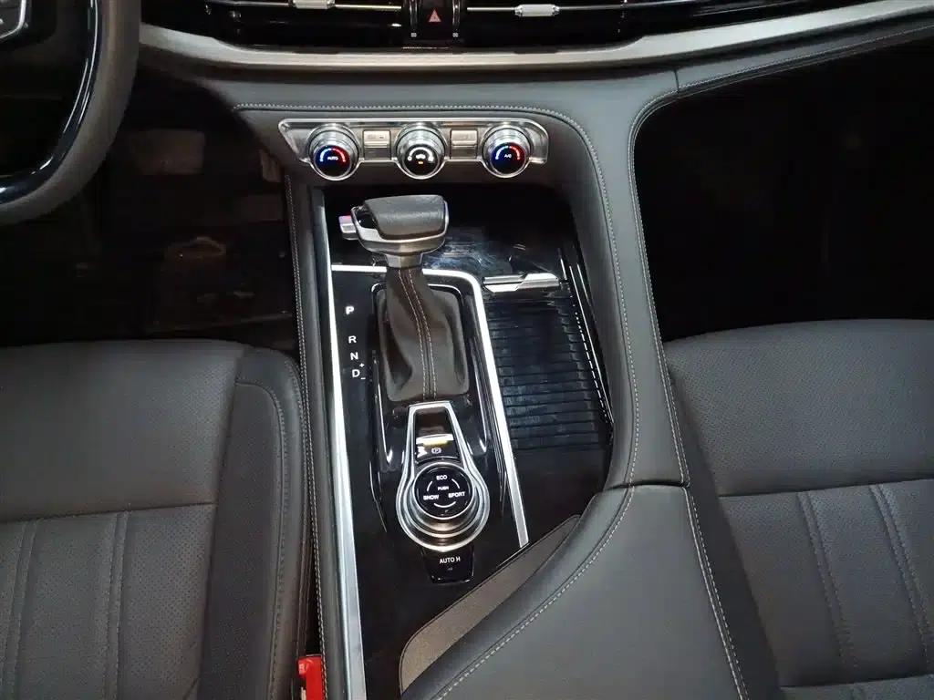 Changan CS95 2019 2.0T 2WD Luxury Edition — миниатюра 10