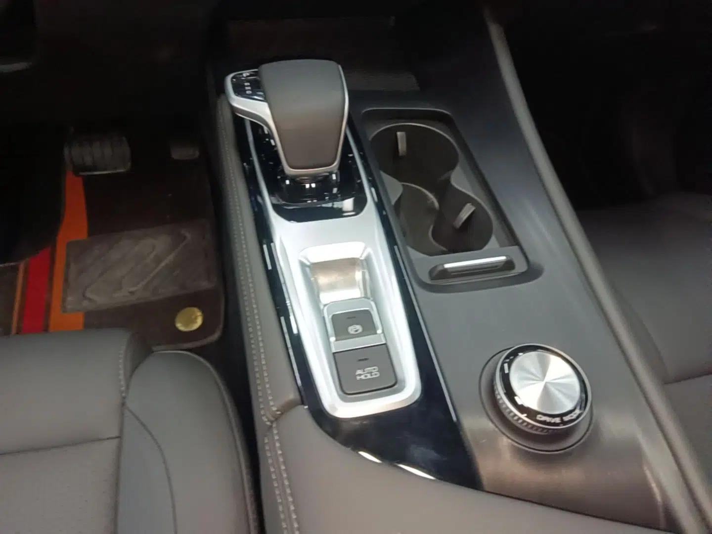 Dongfeng Aeolus Huge 2024 Mach Power 1.5T Premium Model — миниатюра 17