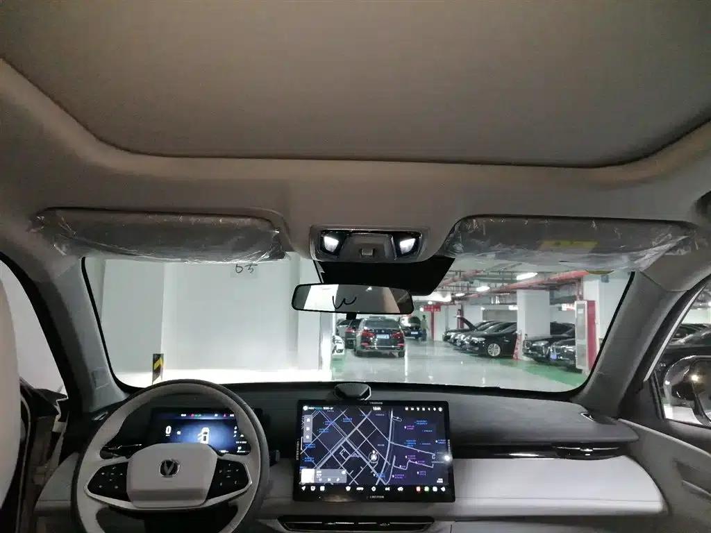 Changan UNI-Z 2025 1.5T Luxury Edition — миниатюра 14