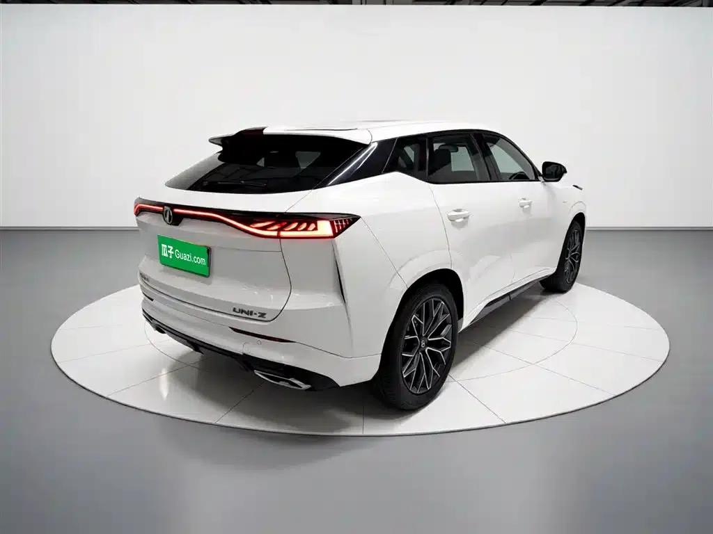 Changan UNI-Z 2025 1.5T Luxury Edition — миниатюра 5