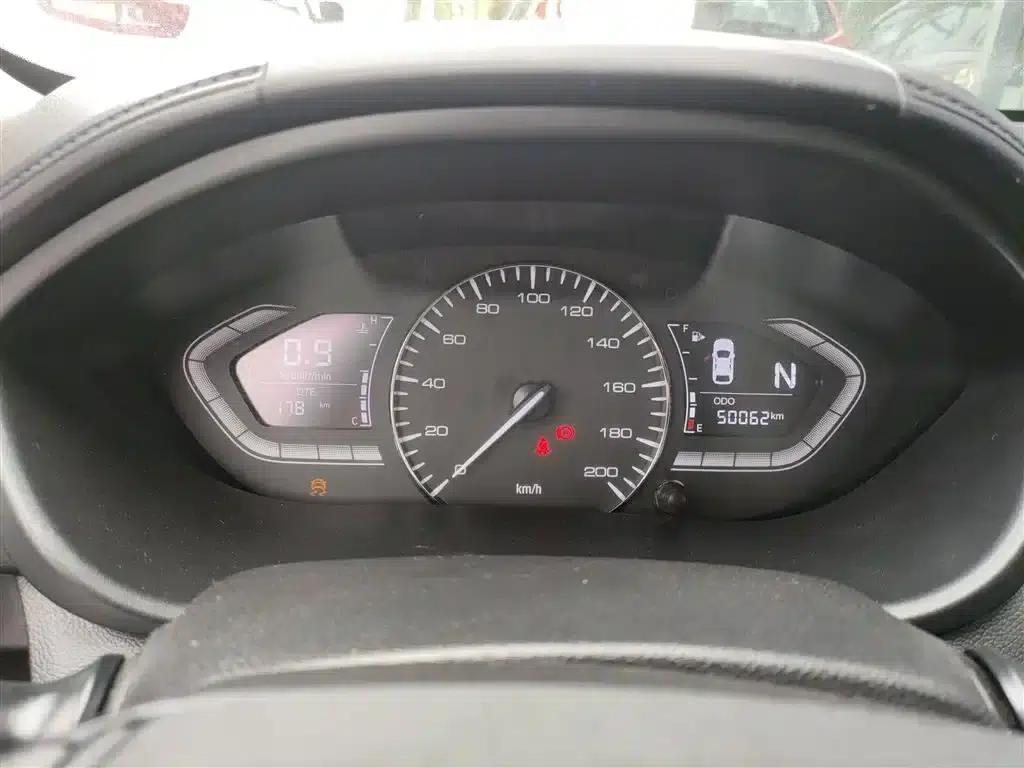 Yuexiang 2019 1.5L DCT Comfort Model (National VI Emission Standard) — миниатюра 8
