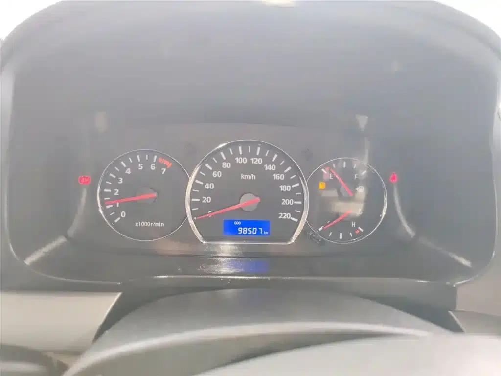 Yuexiang V5 2012 1.5L Manual Sport (National IV Emission Standard) — миниатюра 12
