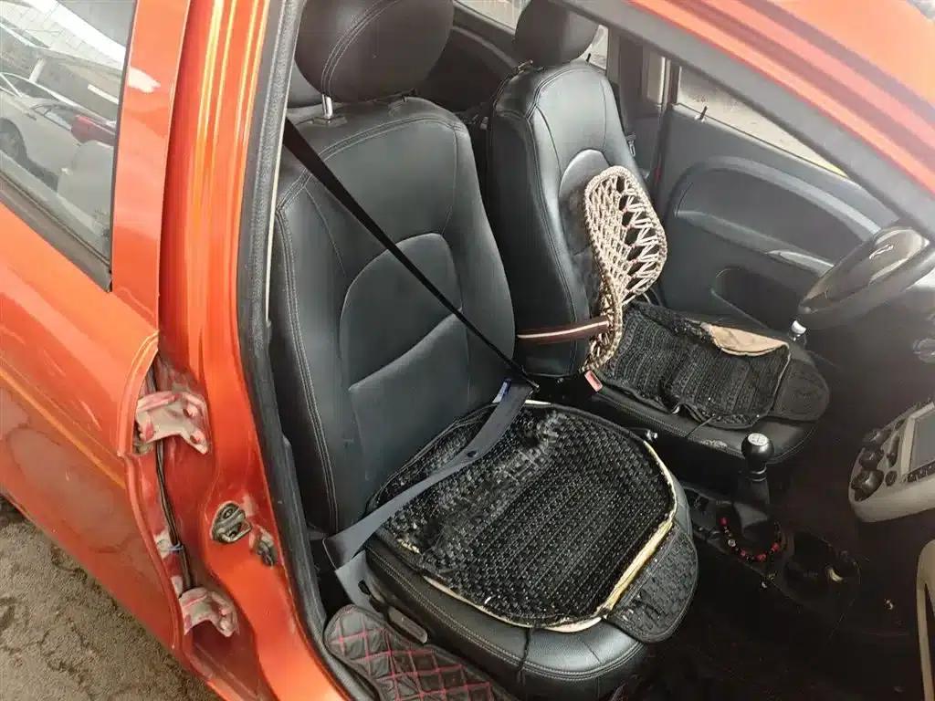 Benben MINI 2012 1.0L Manual Family Edition (National V Emission Standard) — миниатюра 19