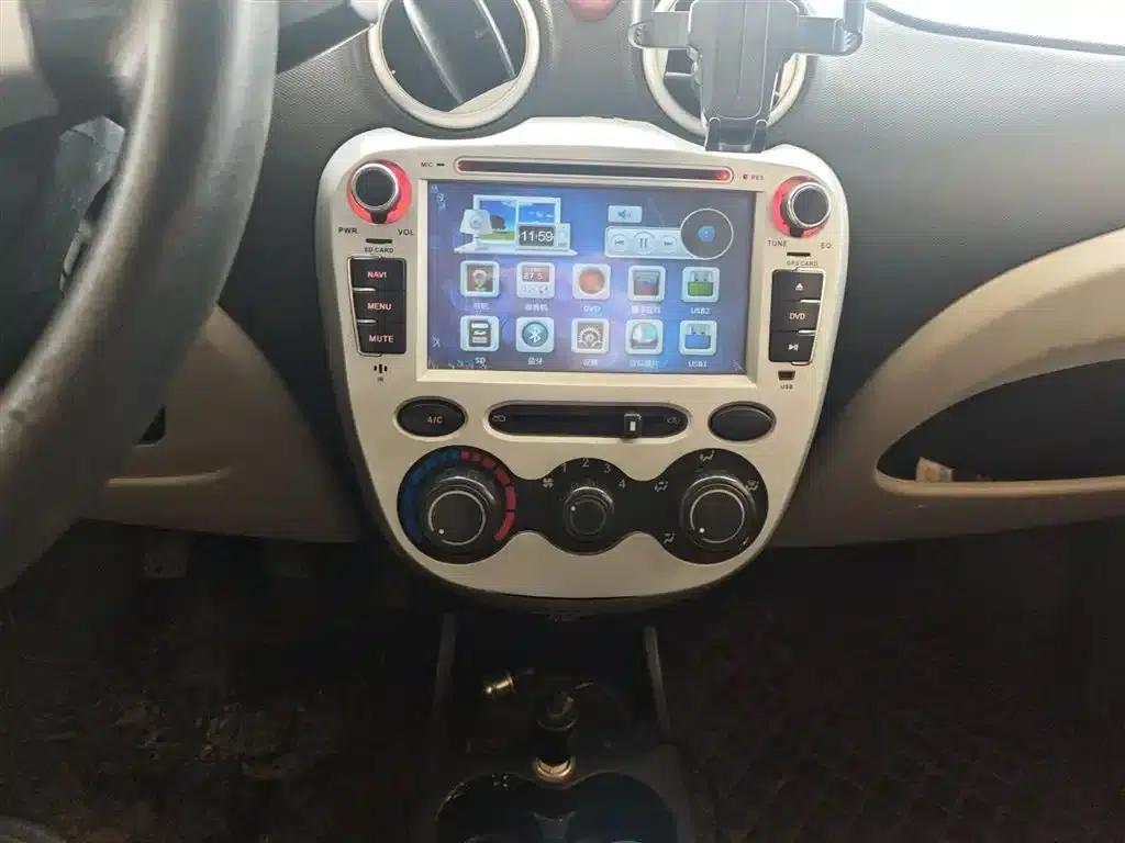 Benben MINI 2012 1.0L Manual Family Edition (National V Emission Standard) — миниатюра 9