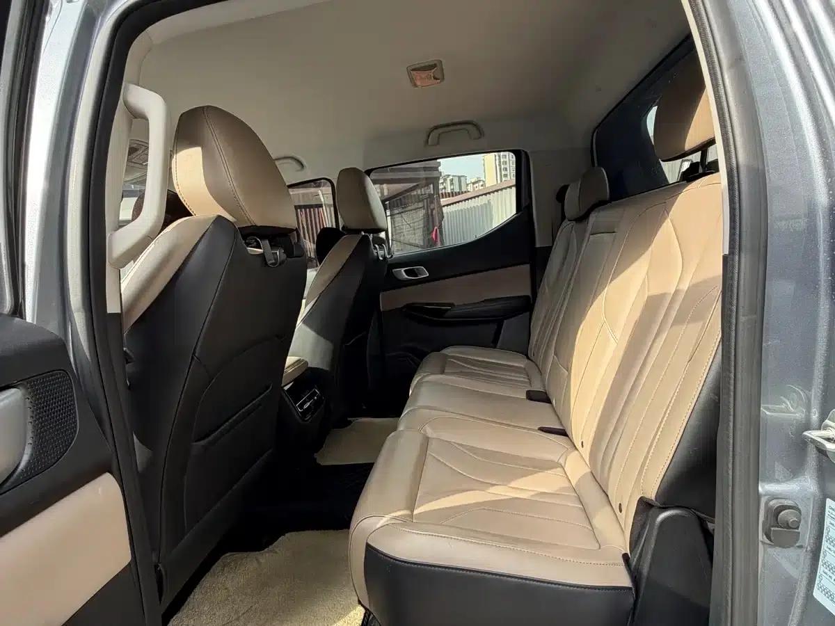 Changan Hunter 2024 Knight Edition Navigator Dual Motor Four-Wheel Drive Standard Box — миниатюра 8