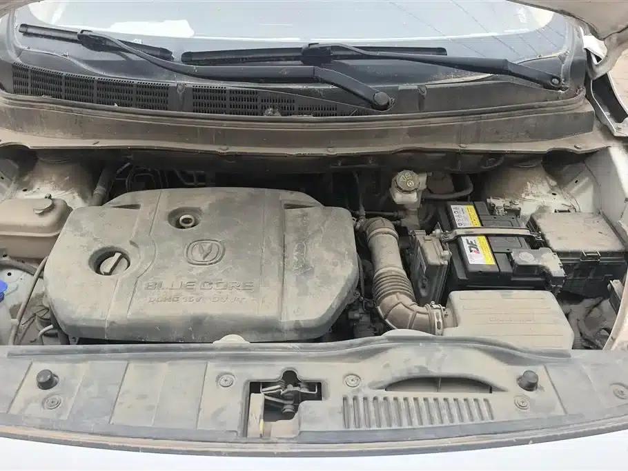Lingxuan 2017 1.6L Manual Happiness Edition — миниатюра 10