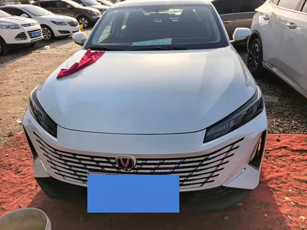 Changan Eado PHEV 2025 Smart Blue Whale 145KM Battleship Edition — миниатюра 2
