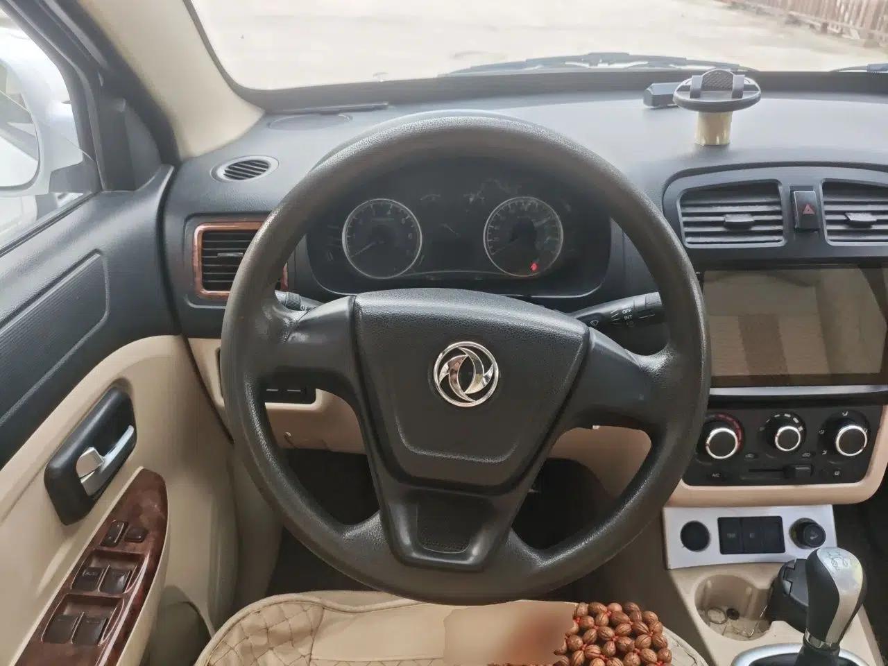 Dongfeng Fengon 330 2014 1.5L Manual Standard Edition DK15-02 — миниатюра 11