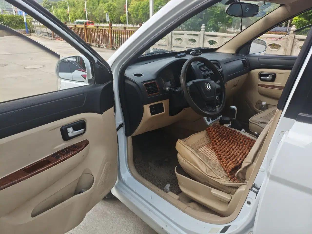 Dongfeng Fengon 330 2014 1.5L Manual Standard Edition DK15-02 — миниатюра 17
