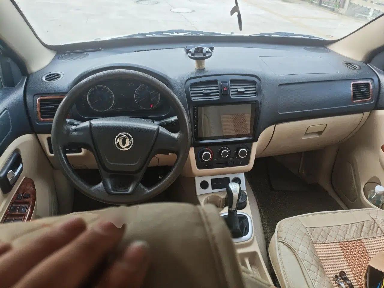 Dongfeng Fengon 330 2014 1.5L Manual Standard Edition DK15-02 — миниатюра 10