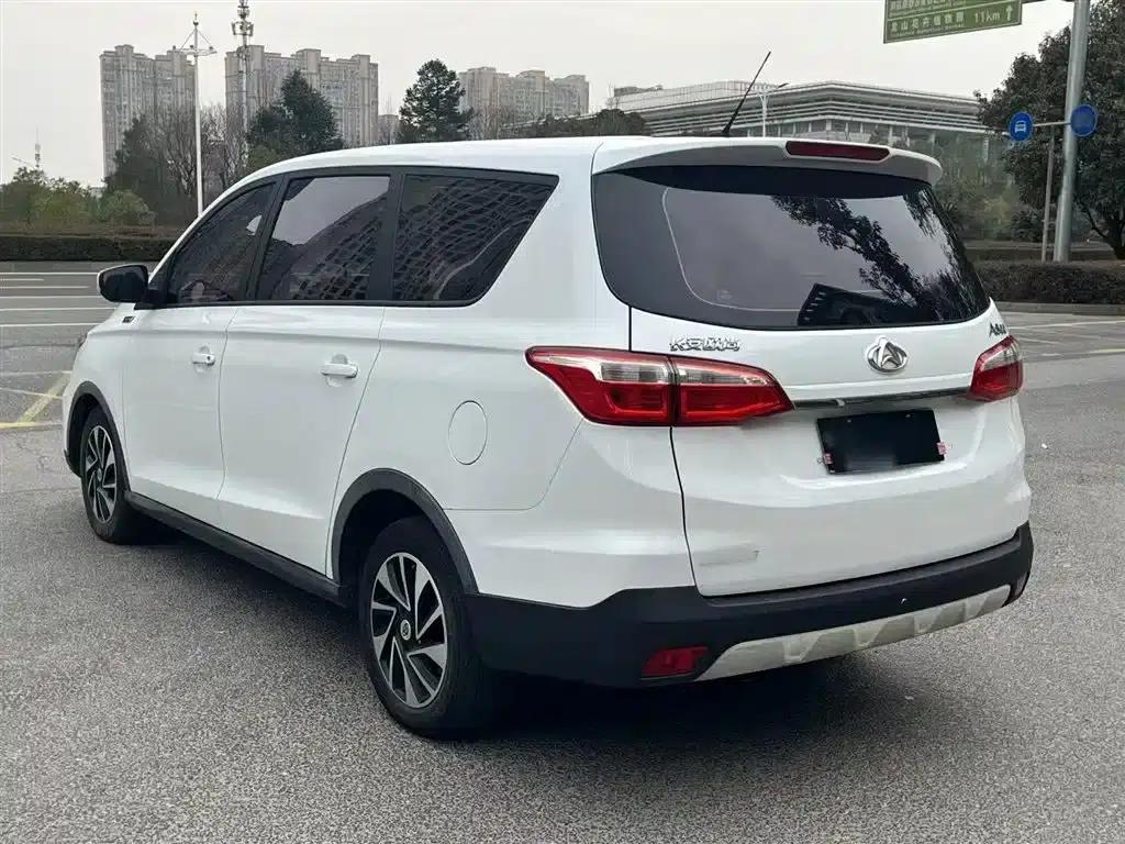 Changan Oushang A800 2017 1.5T Automatic Comfort Model — миниатюра 6