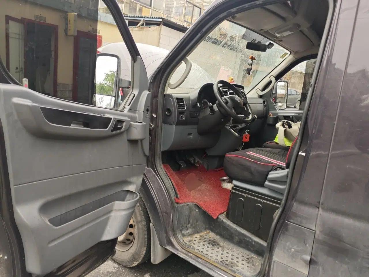 Dongfeng Yufeng 2021 2.3T Front-Drive Logistics Van Long Wheelbase High Roof 6–9 Seats China VI Standard M9T — миниатюра 17