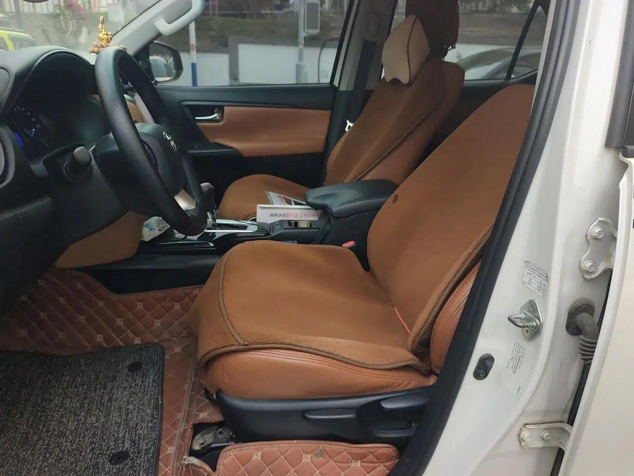Toyota Fortuner  — миниатюра 16
