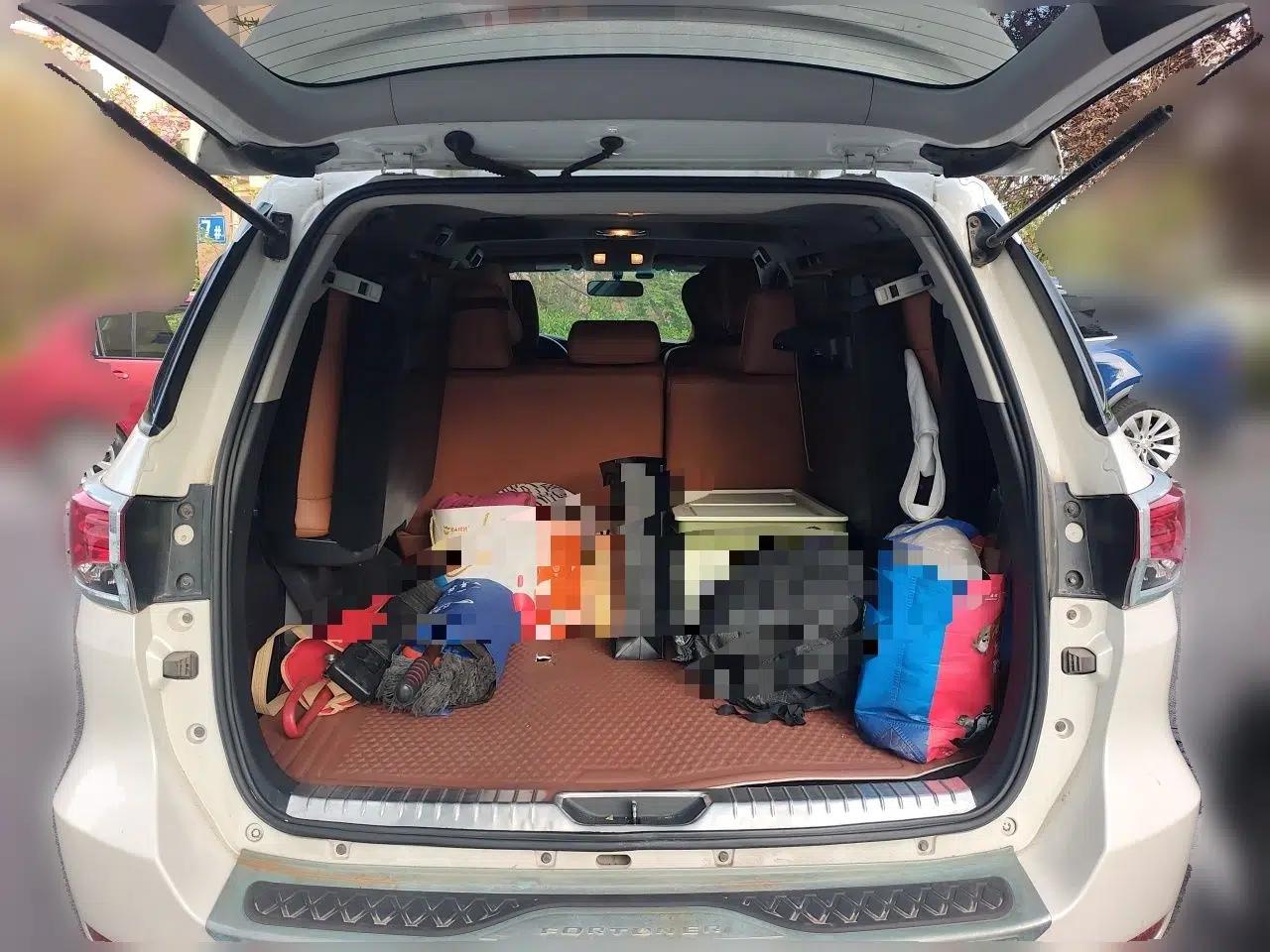 Toyota Fortuner  — миниатюра 20