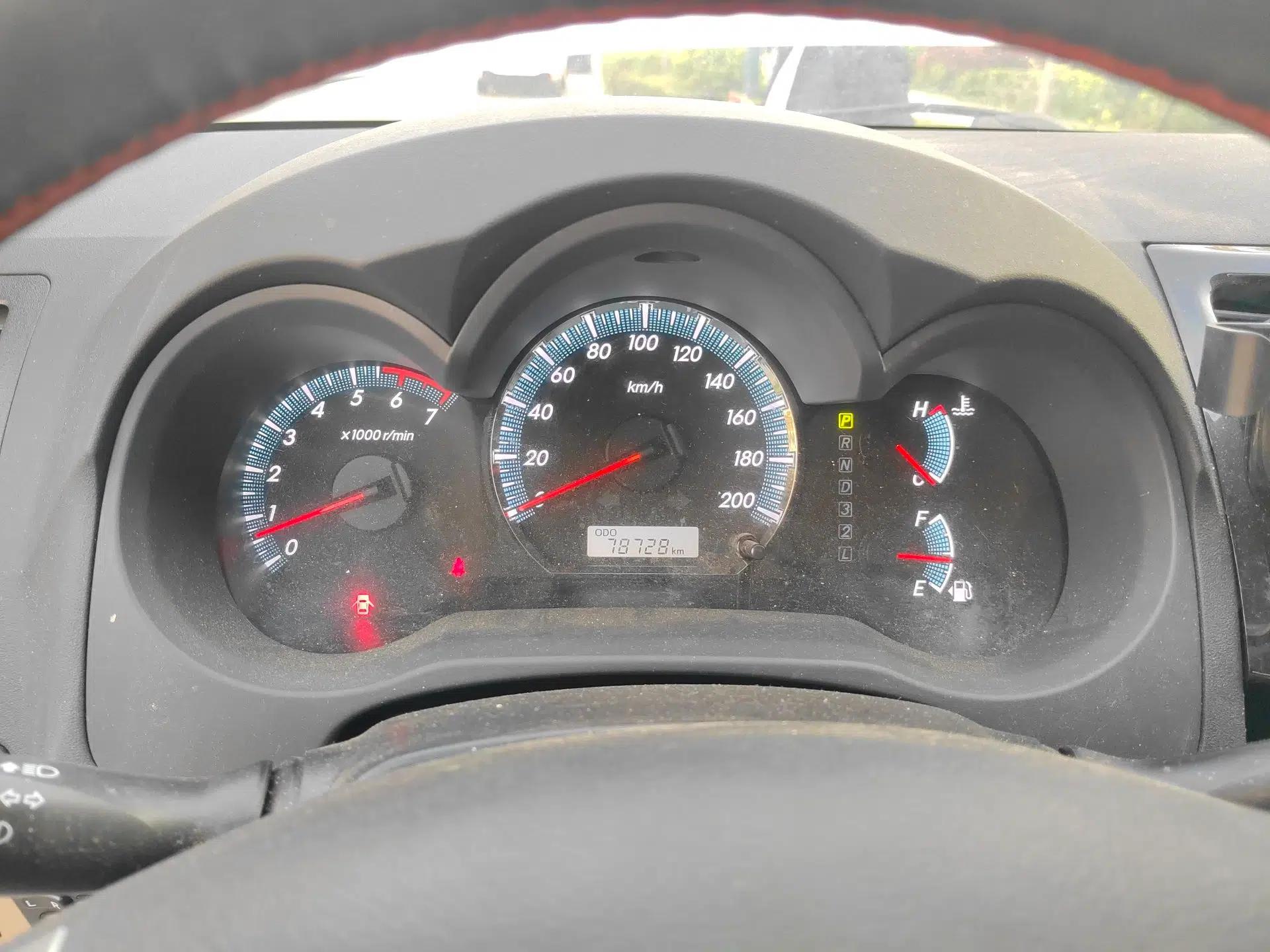 Toyota Fortuner  — миниатюра 12