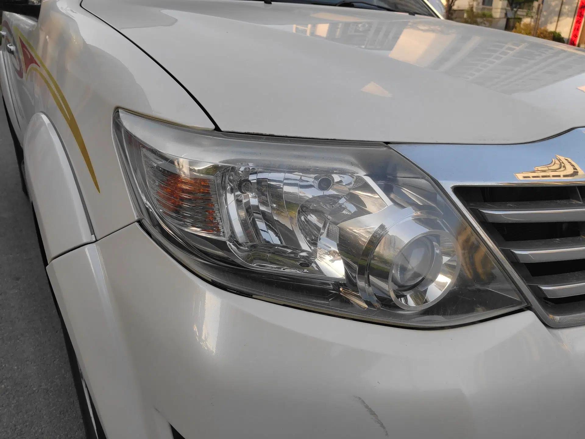 Toyota Fortuner  — миниатюра 7