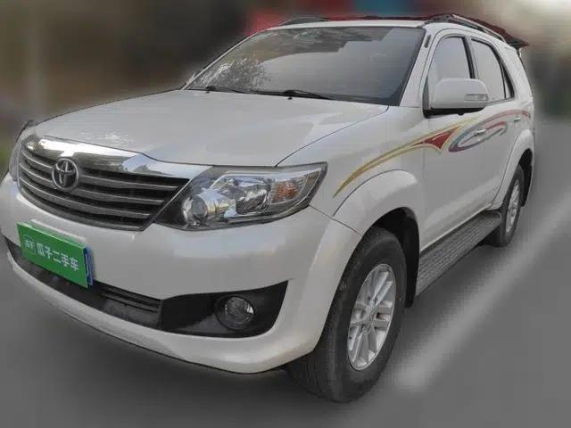 Toyota Fortuner 