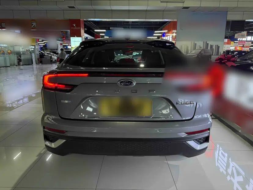 Ford EVOS 2022 EcoBoost 245 Style Edition — миниатюра 5