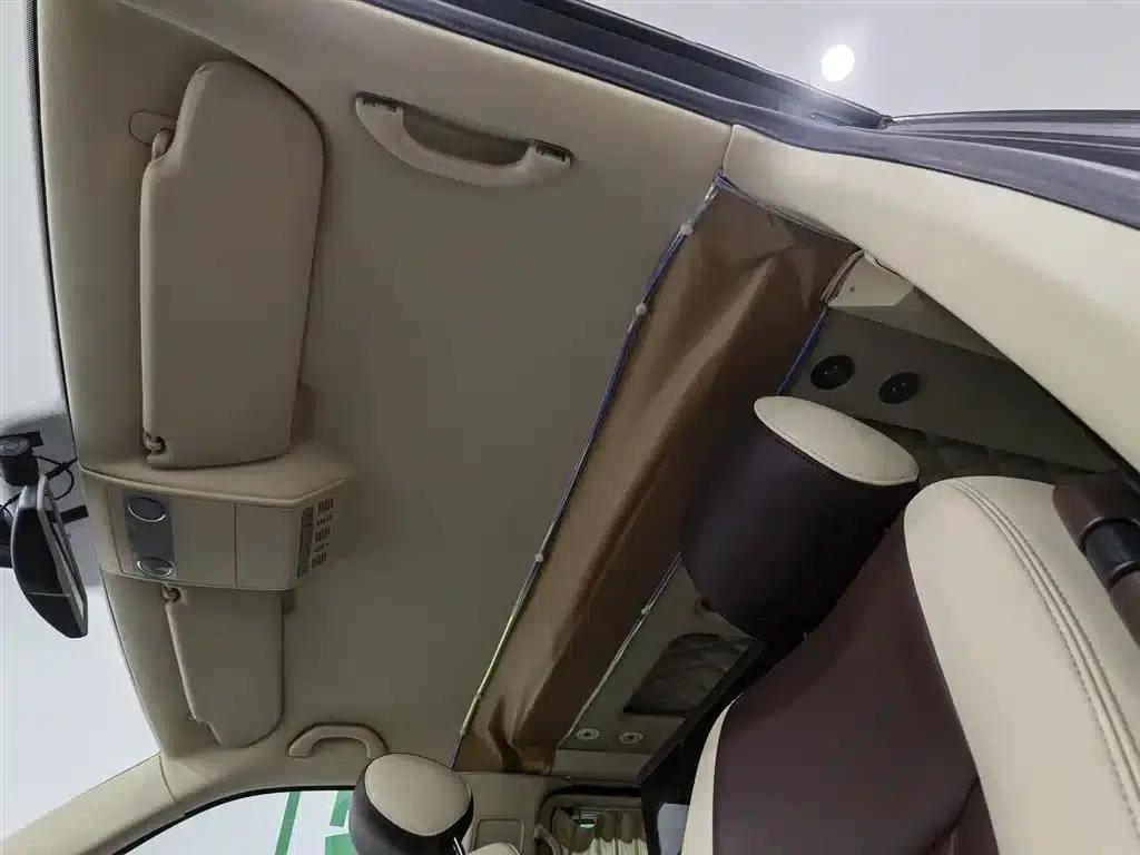 Caravelle 2015 2.0TSI 4WD Comfort Edition — миниатюра 14