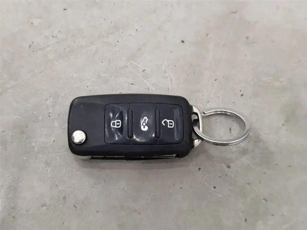 Caravelle 2015 2.0TSI 4WD Comfort Edition — миниатюра 19