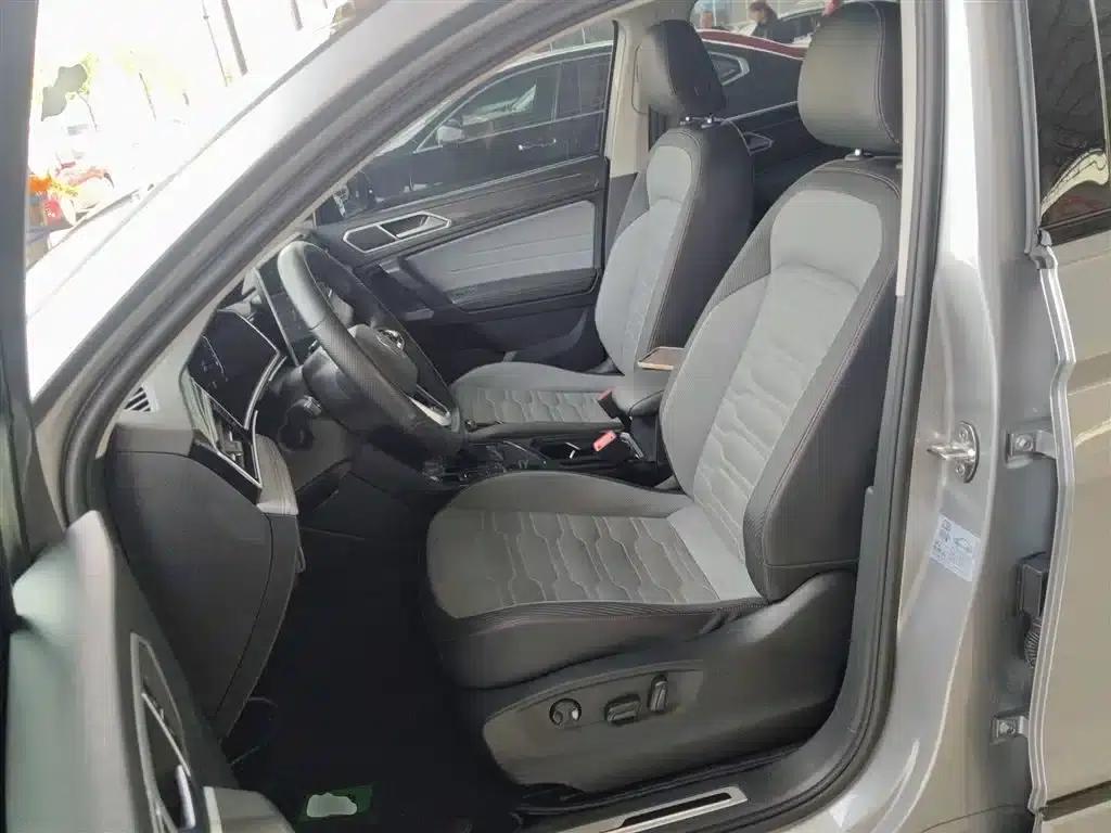 Tiguan X 2023 330TSI 2WD Flagship Edition — миниатюра 11