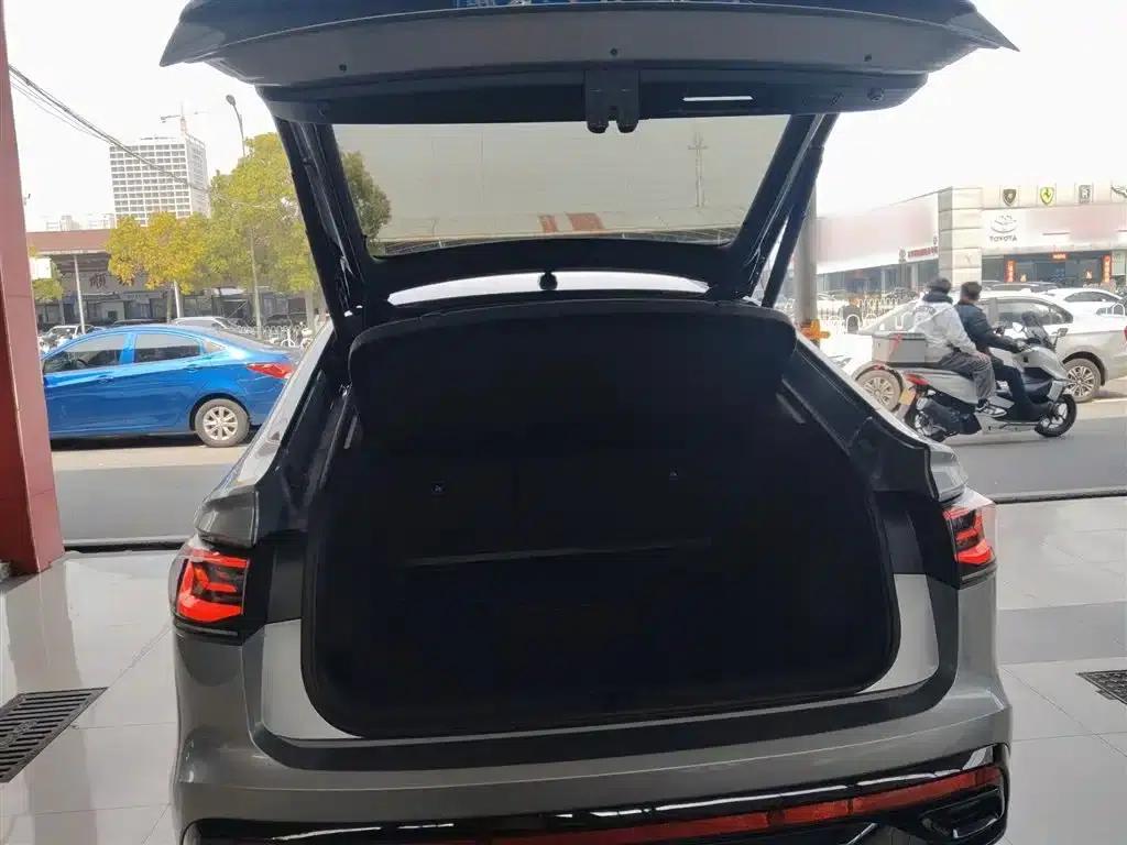 Tiguan X 2023 330TSI 2WD Flagship Edition — миниатюра 15