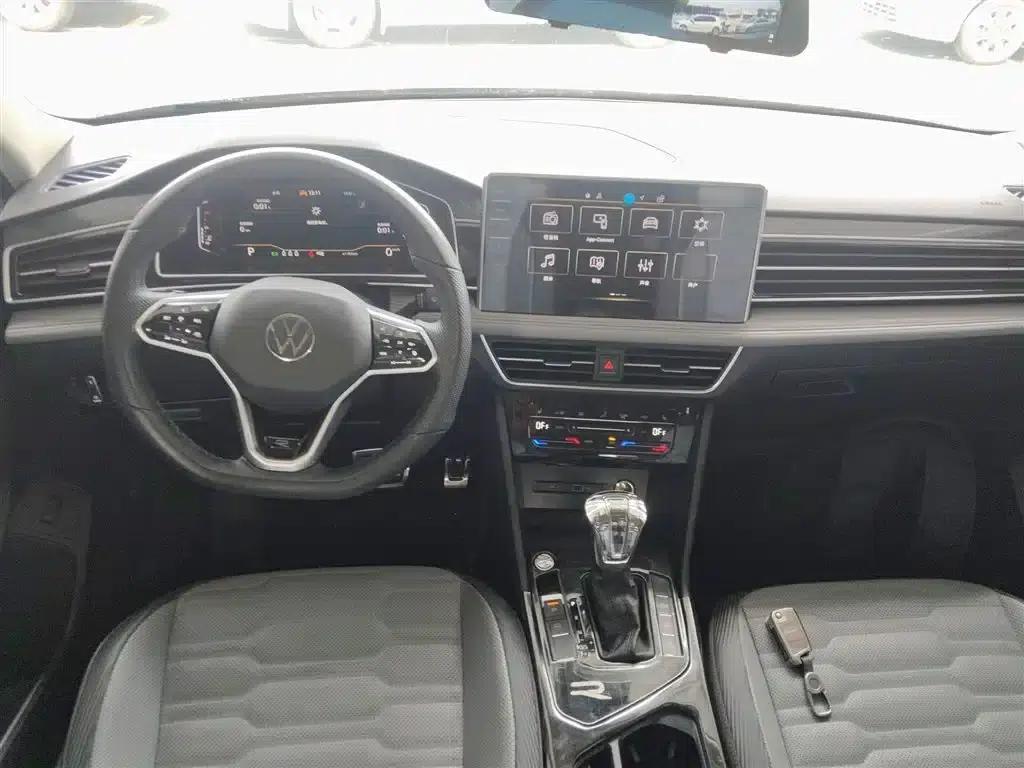 Tiguan X 2023 330TSI 2WD Flagship Edition — миниатюра 6