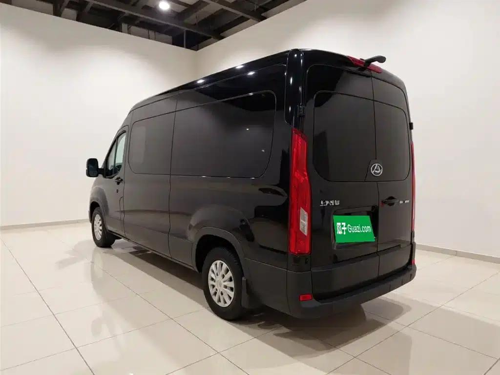 Xintu V90 2022 2.0T Automatic Smart King Rear-Wheel Drive Extended Wheelbase High Roof Single Rear Tire 6/7 Seat — миниатюра 5