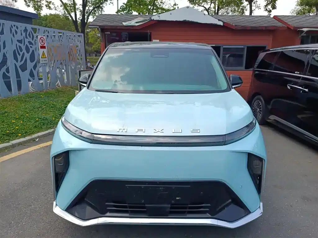 Everyone 9 2022 Long Range Mountain Six-Seater Edition — миниатюра 3