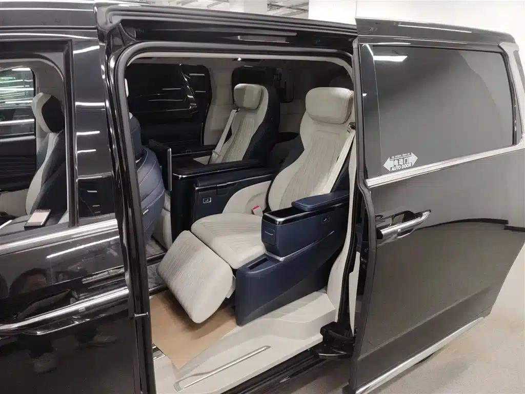 Maxus G90 2022 2.0T Interstellar Flagship Edition — миниатюра 13